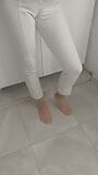 Femme turque en collants blancs, bas fins, hijab snapshot 7