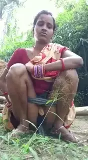 Desi Village Bhabhi Pissing Outdoors: Pussy Porn | xHamster