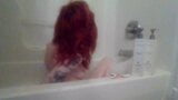 Milf Shaving in the Bath snapshot 1