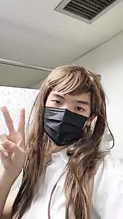學校旅程第一部分露出狂吉娜在學校穿色情學生服| xHamster