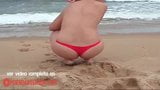 Nudismo en Playa Argentina snapshot 1