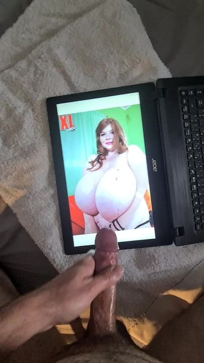 Pocta bohyni bbw s obrovskýma prsama