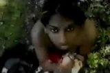 India chica consigue un facial al aire libre snapshot 1