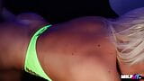 MILF Victoria Vale - baise de seins épique snapshot 10