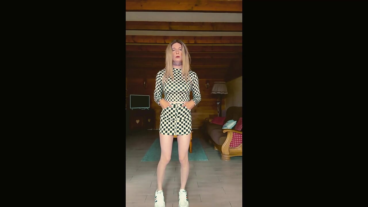 Small checkered set for a big cock