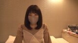 Dokusen-chan 021, elle est une employée de bureau qui a trois amis avec des avantages. snapshot 2