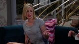 Beth Behrs, Kat Denning - 2 fete rupte s05e15 snapshot 5