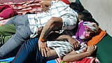 Indisk trekant - kommande collage pojkar resa och trekant yngsta pojkar romantik hotell rum midnatt - Gay film på hindi snapshot 4
