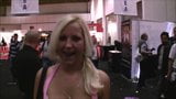 Venus Berlin, kleine Lilly befleckt mit Sperma im Gesicht snapshot 15