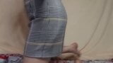 Mostrando mi ropa interior soñando con protagonizar un gran video clip snapshot 2