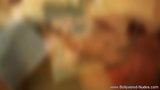 Brünettes Brünette Schätzchen, das ihr Material für ihre intime Fantasie zeigt snapshot 5