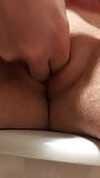 Masturbation im Badezimmer snapshot 10