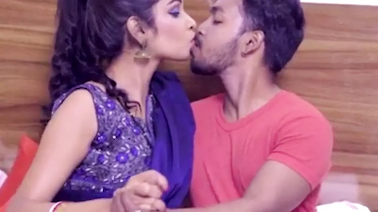 Bahbhi Ne Chut Aur Gand Marwai Apni Dewar Ke Saath: Kissing Porn
