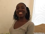 Sexy ebony teen slut masturbates snapshot 1