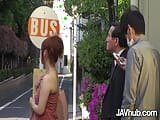 Javhub Mari Motoyama baisée dans un bus public snapshot 1