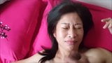 Thajská nevlastní máma dostane bukkake na obličej snapshot 8