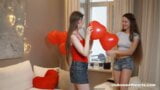 Kommer du att vara min lesbiska valentine? snapshot 2