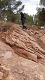 Turun ke gunung kecil, menunjukkan pantat kecil saya. Tetapi batang itu besar dan berfungsi seperti pesona snapshot 5