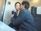 Ręczna robota Japonka w pociągu snapshot 7