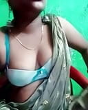 AUNTY KE BOOBS OR NIPPLES BHOT HOT HAI STEP SON CHUS RHA HAI snapshot 14