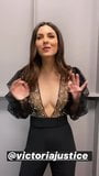 Victoria Justice decote snapshot 2