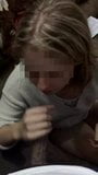 Аматорська блондинка мастурбує камшотом на светрі snapshot 3