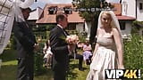 VIP4K. No-show dello sposo, Matrimonio della sposa woe snapshot 4