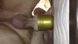 Pria berjanggut fleshlight bercinta + cum di dalam snapshot 2