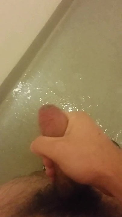 Pancut ke bilik mandi