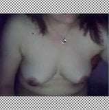 Istri Cina menunjukkan payudara di webcam sangat bahagia snapshot 5