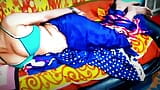 Aadhi raat ko mom ko sath sex kiya snapshot 11