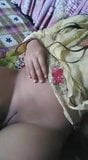 Desi-Mädchen Aabha Kumari mit dem Finger ficken snapshot 2