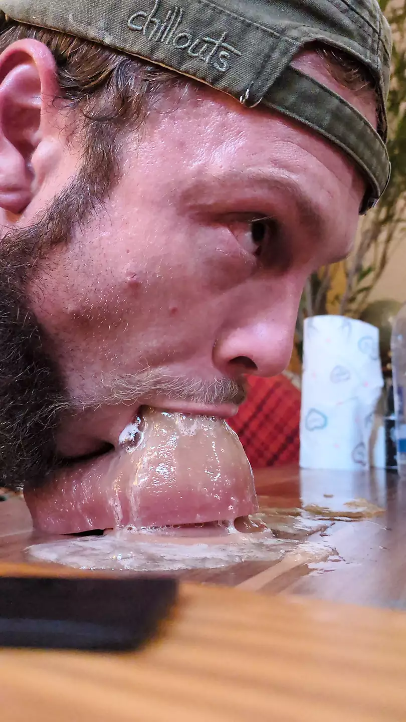 Aljkava pljuvačka dildo deepthroat 12