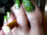 Squirtys Smoking Hot Green Toes snapshot 1