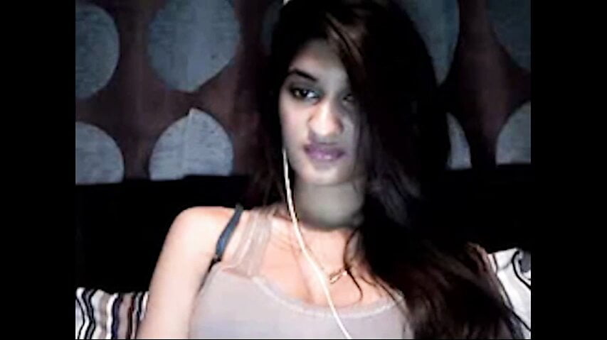 My name is Poonam, Video chat with me