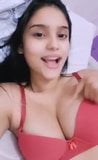 Hermosa chica mostrando sus tetas y culo snapshot 1