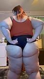 Ssbbw twerking snapshot 5