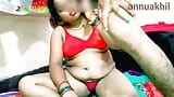 Indisches desi bhabhi ne pahle blowjob kiya fir gand mich land liya clear Hindi vioce volles sexvideo snapshot 3