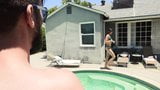 Tori Easton: ošukaná klukem u bazénu snapshot 3