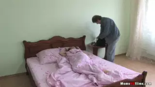 Russian Curly MILF: Mom Porn | xHamster