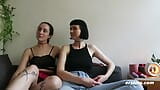 Ersties - Berliner Fashion Girls beim intimen Queer-Rendezvous snapshot 6