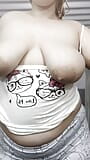 masajeo y reboto mis enormes tetas bien delicioso snapshot 10