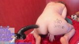 BBC-Königin fickt ihre Muschi mit Monsterschwanz - sie squirtet viel !! snapshot 8