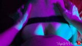 Ado, pipe sensuelle et baise dans une discothèque snapshot 12