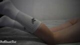 Sexy blondine in lange sokken, je moet het zien - Miley Grey snapshot 9