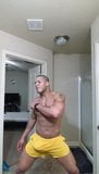 Hot, fit, Latino-Tanz mit hartem Schwanz snapshot 10