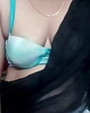 AUNTY WAS FLASH BOOBS ITS SO YUMMY AND HOT YOU WANNA TASTE snapshot 22