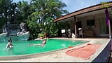 Festa na piscina nua! - Casal amador russo - Pattaya Vacations snapshot 2