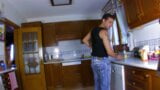 Doloroso anal en la cocina para la pequeña puta francesa Jordanne Kali snapshot 1