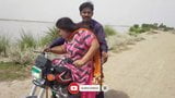 Tharik bike driver desi aunty hot snapshot 6